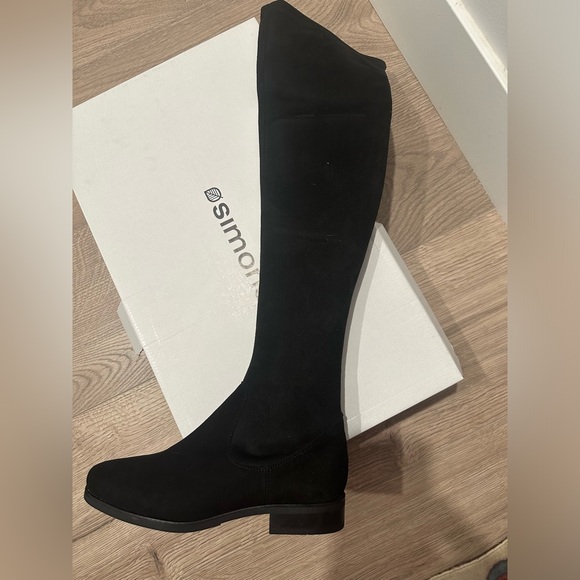 Over-the-knee Microsuede boot - Picture 3 of 6